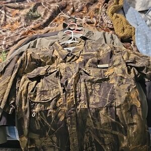 Columbia and Magellan Shirt Bundle